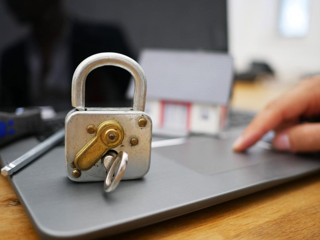 Camerasysteem thuis met slimme integratie voor woningbeveiliging en inbraakpreventie