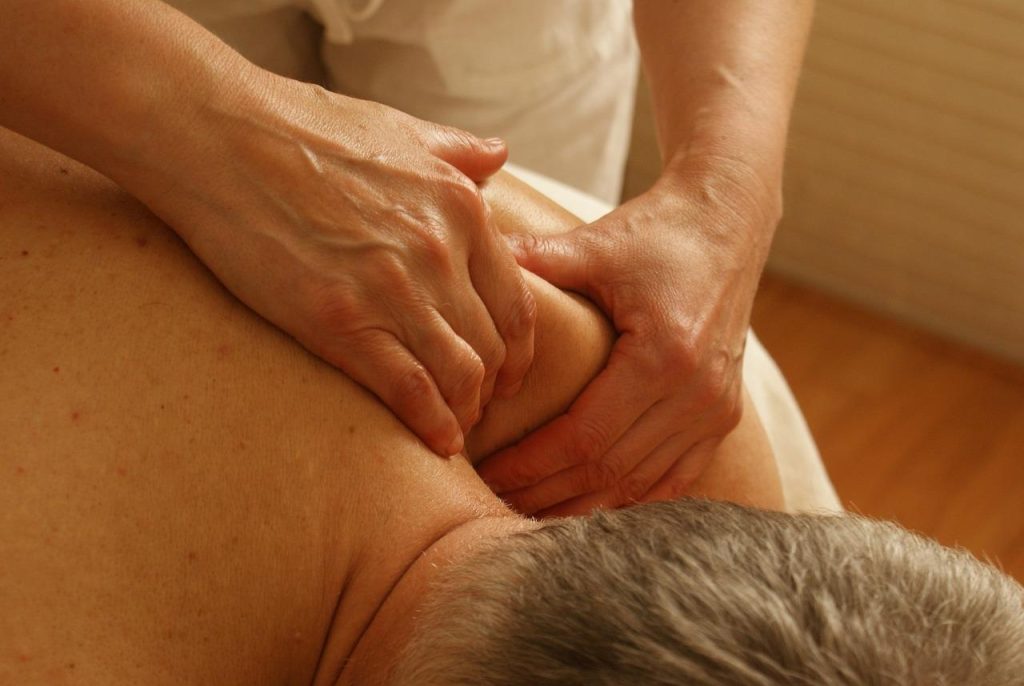 Fysieke Revalidatie en fysiotherapie diensten bij Fysio Proactive voor blessures en mobiliteitsverbetering