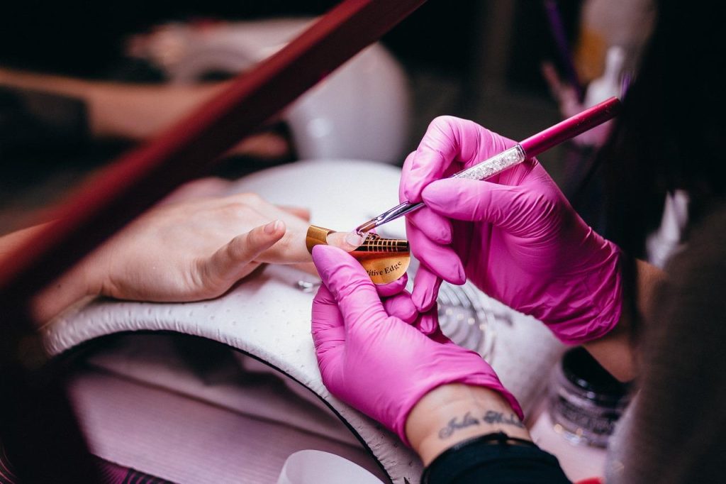 Professionele nagelverzorging in nagelstudio Alkmaar met manicure en nail art behandelingen